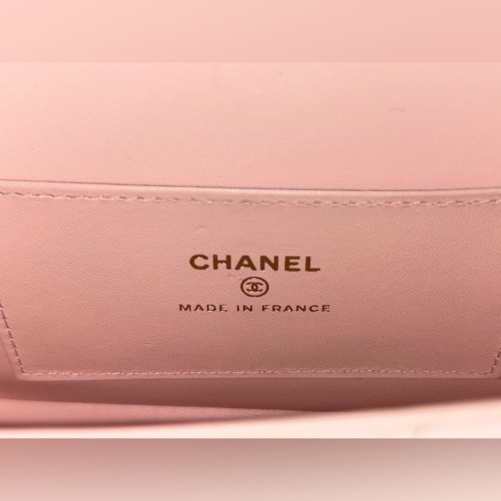 🌟SOLD🌟 CHANEL 25S Crossbody Flap Bag Lambskin Light Pink/Gold 2025 *RARE* - Picture 12 of 12